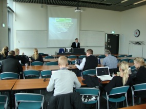 Dr. Boóc Ádám előadása Reykjavikban - 05